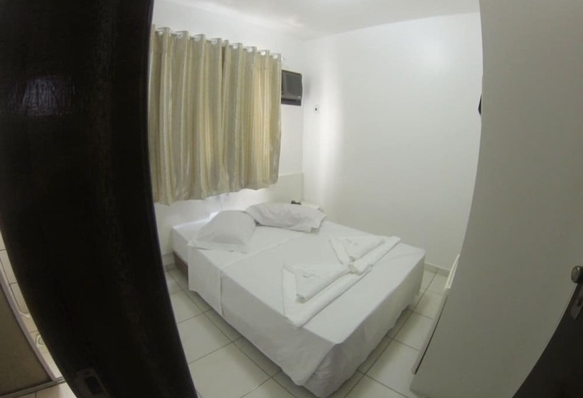 חדר סטנדרט, Master