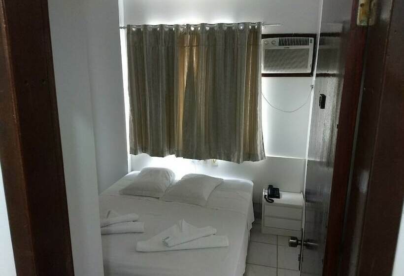 חדר סטנדרט, Master