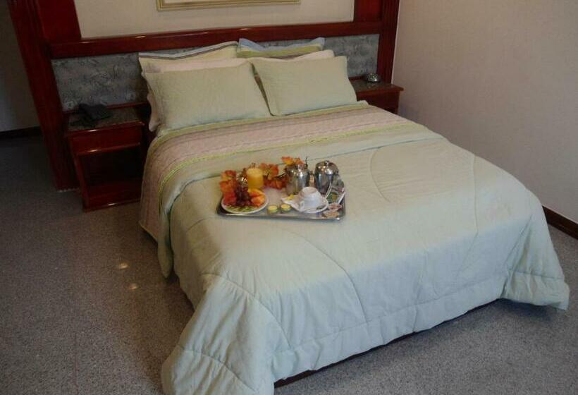 标准间, Maxim Plaza