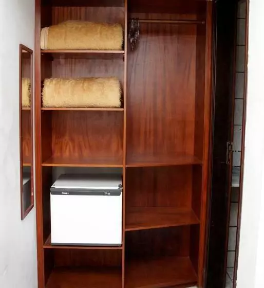3 Bett Deluxe Zimmer, Midas