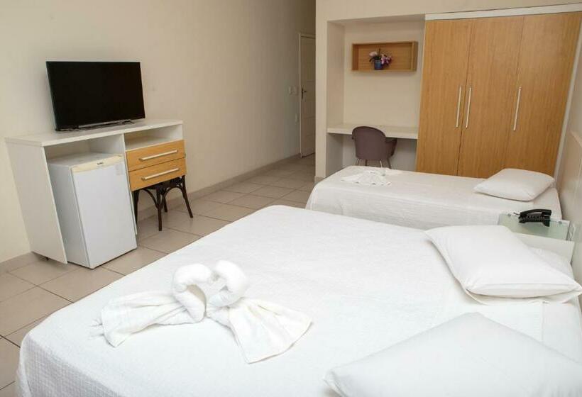 اتاق استاندارد سه نفره, Nova Guarapari