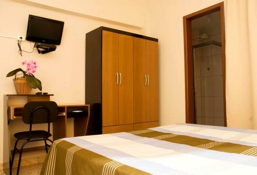 标准三人间, Orquídea