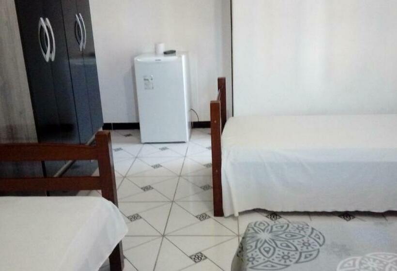 スタンダードトリプルルーム, Silveira