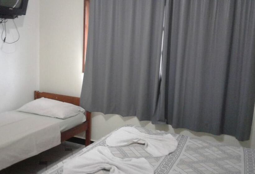 スタンダードトリプルルーム, Silveira