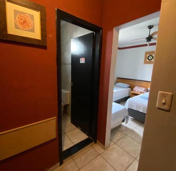 غرفة قياسية رباعية, Ype De São Carlos