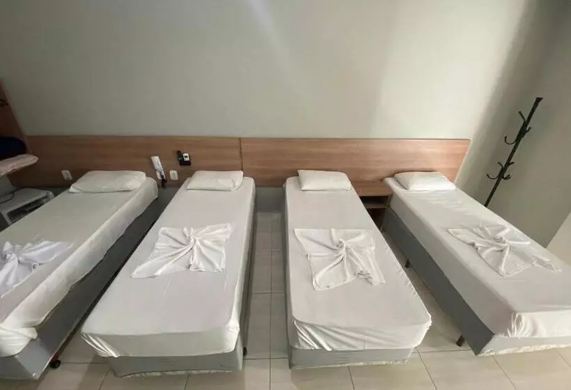 スタンダード４人部屋, Mapp Hotel Aparecida Sp