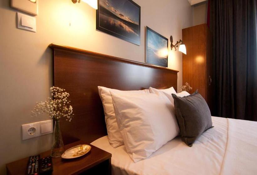 Standard Room King Size Bed, Queen Seagull Boutique