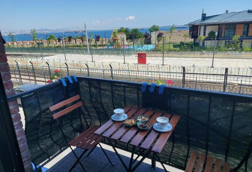 Superior Room King Size Bed, Queen Seagull Boutique