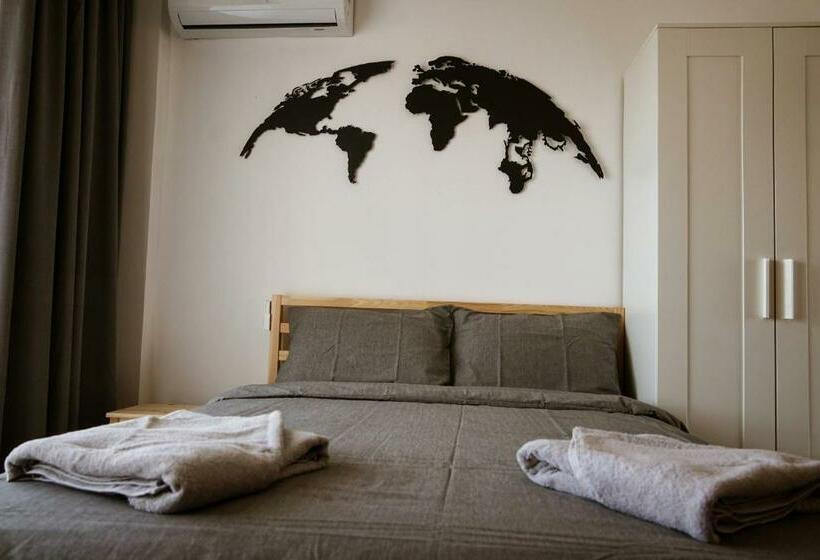 חדר סטנדרט נוף לים עם מרפסת, El Camino Hostel & Pub