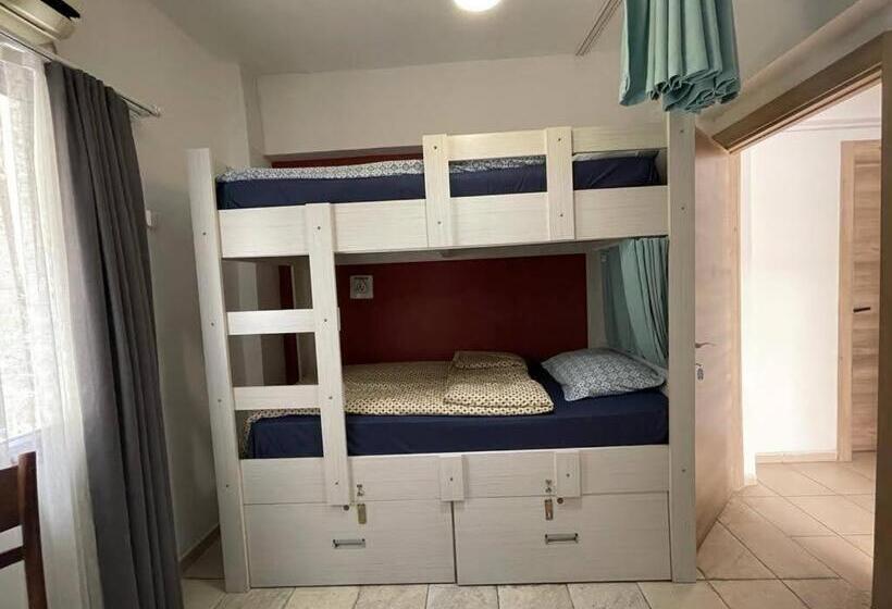 מיטה בחדר משותף, El Camino Hostel & Pub