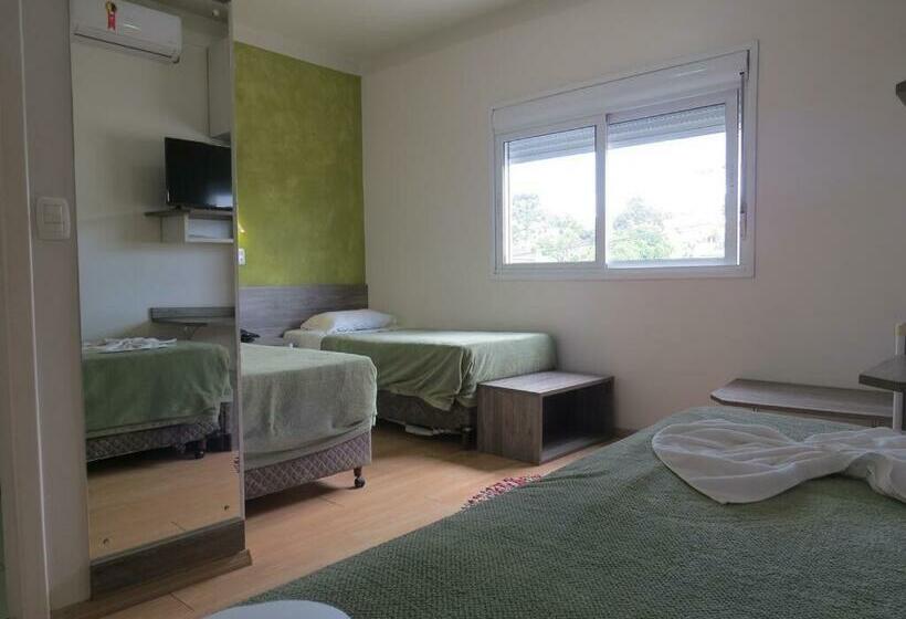 Трехместный Номер Superior, Adoro