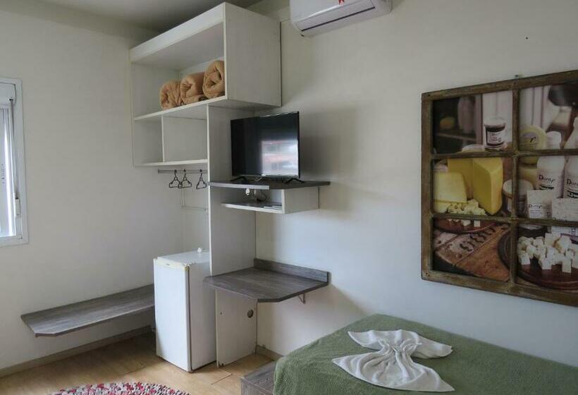 Трехместный Номер Superior, Adoro