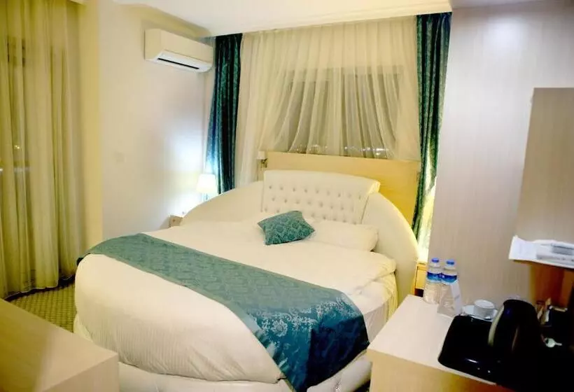 Suite, Ahsaray
