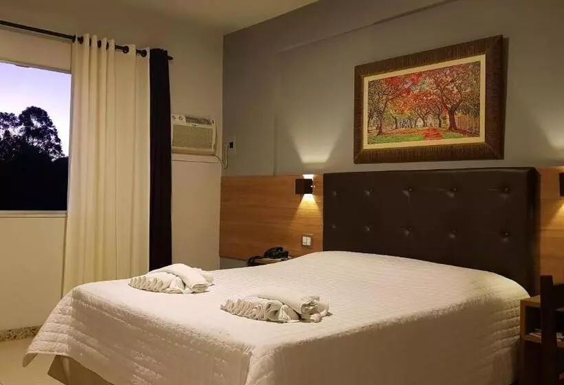 Deluxe Kolmen Hengen Huone, Beira Parque