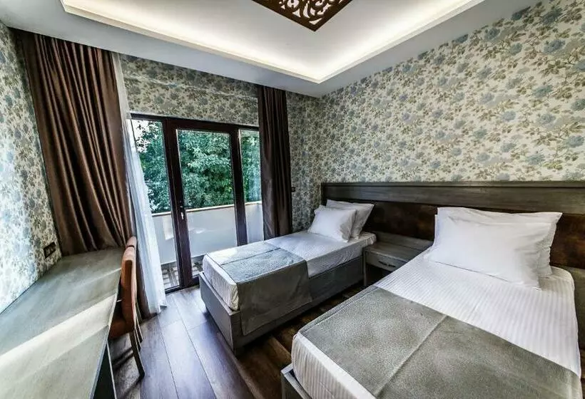 اتاق استاندارد با چشم‌انداز باغ, My Green Boutique