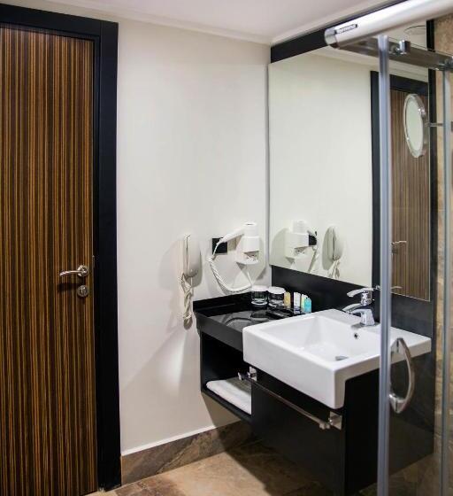 غرفة ديلوكس مطلّة علي البحر, Northdoor