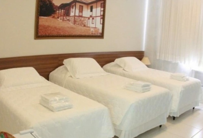 غرفة قياسية ثلاثية, Paracatu Plaza