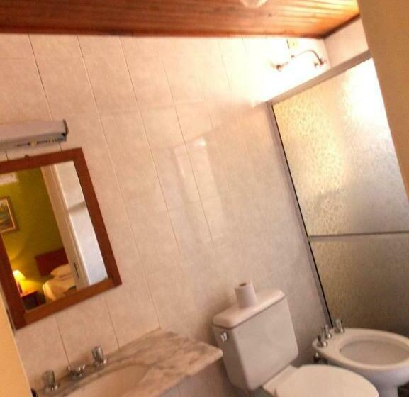 חדר סטנדרט לשלושה, Salvador