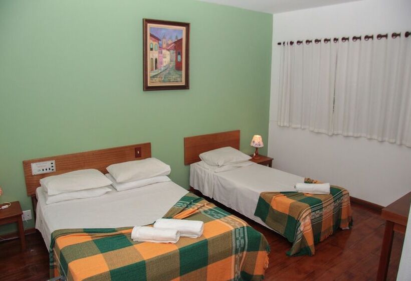 חדר סטנדרט לארבעה, Salvador