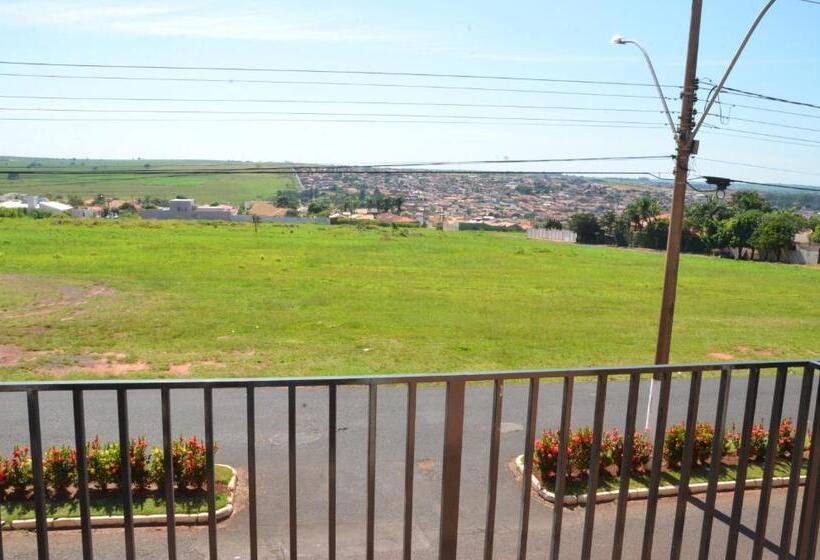 Lüks Üç Kişilik Oda, São Marcos Orlândia Sp