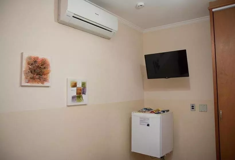 スタンダード4人部屋, São Marcos Orlândia Sp