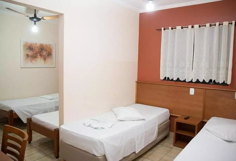 スタンダード4人部屋, São Marcos Orlândia Sp