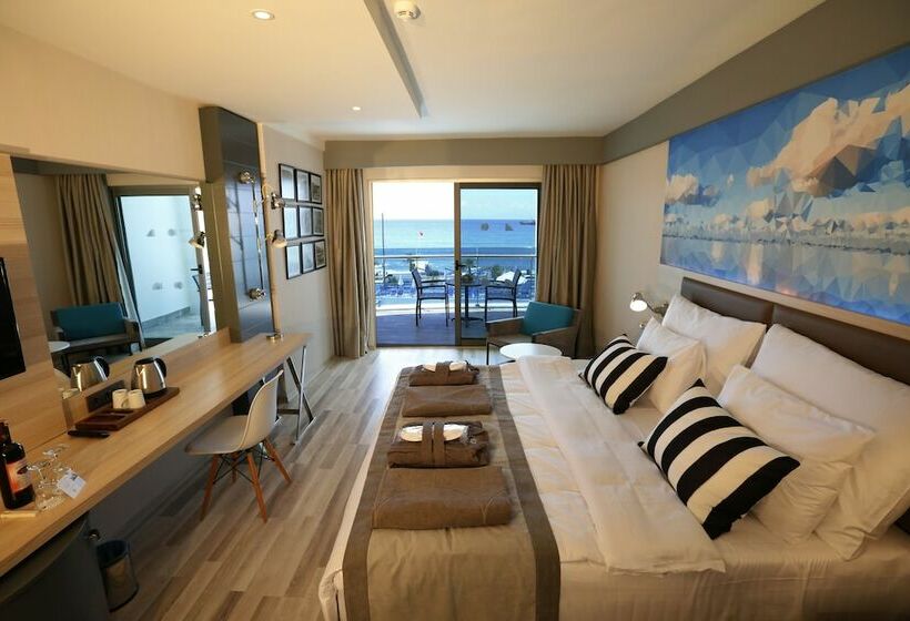 サイドオーシャンビュースタンダードルーム, Sunprime Clounge  Adult Only