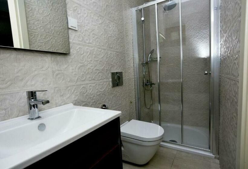 חדר סטנדרט לארבעה, Pekcan Otel