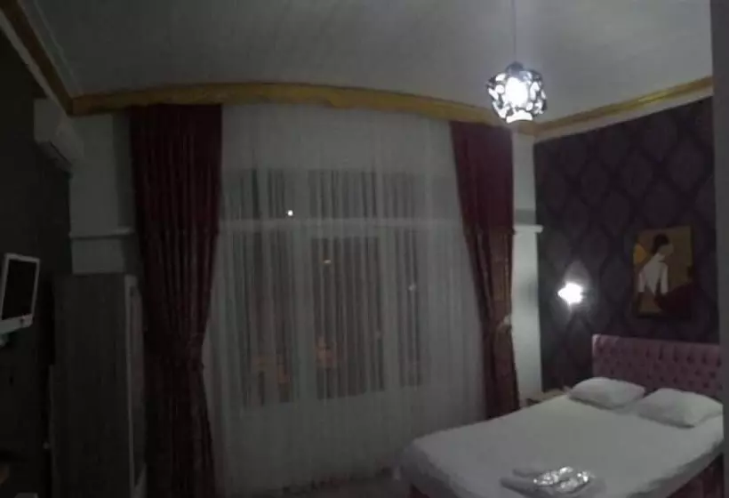 اتاق لوکس با بالکن, Ada Antik Otel