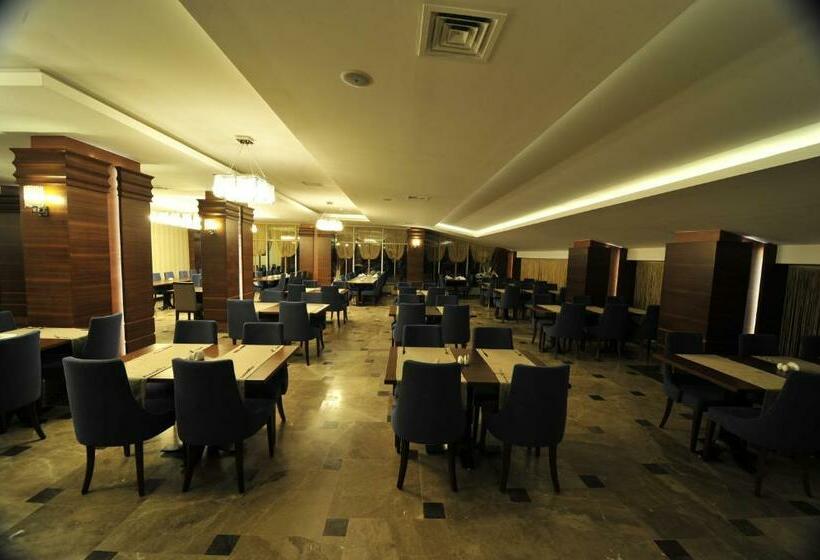 Номер Стандарт, Grand Cenas