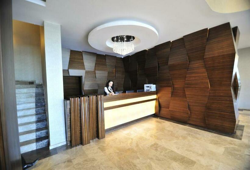 Номер Стандарт, Grand Cenas