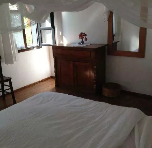 اتاق استاندارد, Kalkan Turk Evi