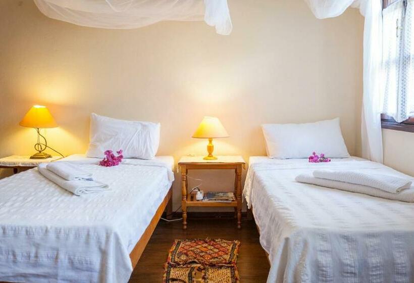 スタンダードルーム, Kalkan Turk Evi