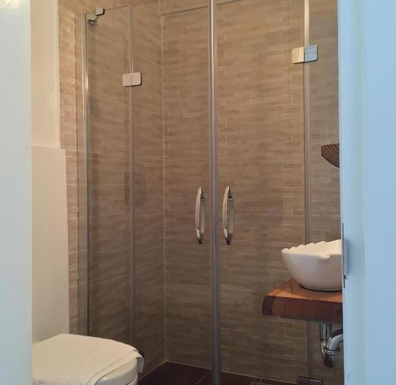 Номер Стандарт Трехместный, Pataros