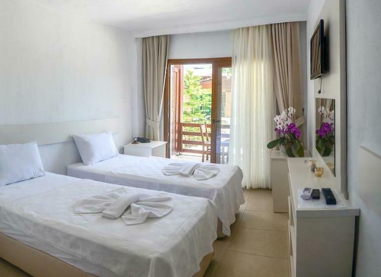 스탠다드 발코니 룸, Selvi Beach