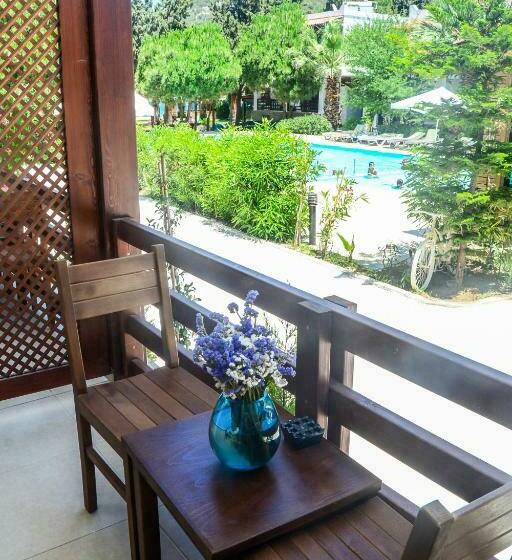 스탠다드 발코니 룸, Selvi Beach