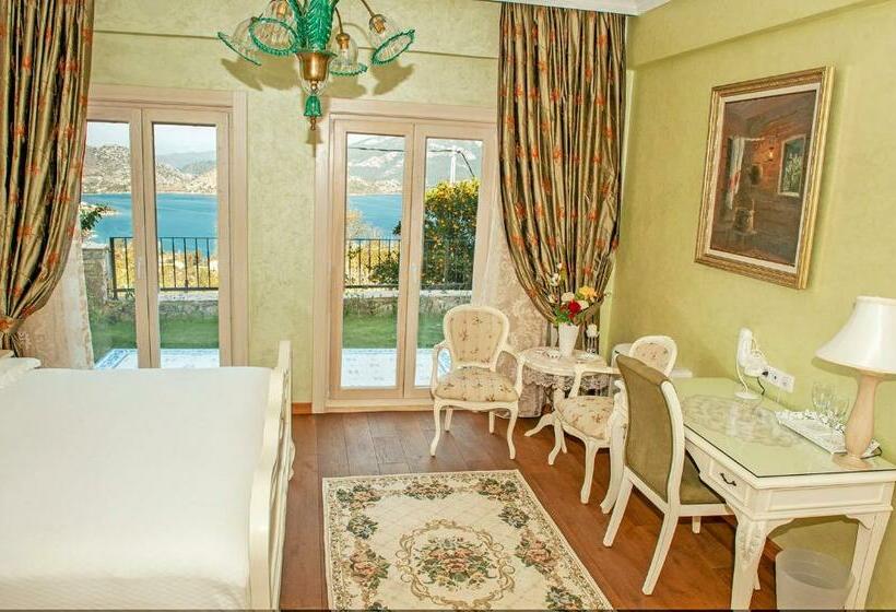 غرفة ديلوكس, Swan Lake Hotel   Adult Only