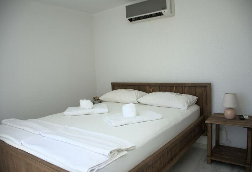 اتاق استاندارد با چشمانداز باغ, Tepe Hotel Alaçatı