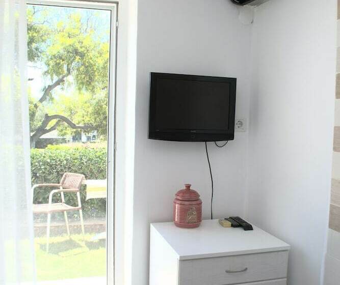 اتاق استاندارد با چشمانداز باغ, Tepe Hotel Alaçatı