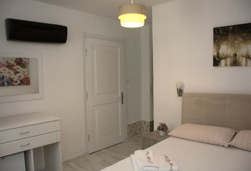 اتاق استاندارد با چشمانداز باغ, Tepe Hotel Alaçatı