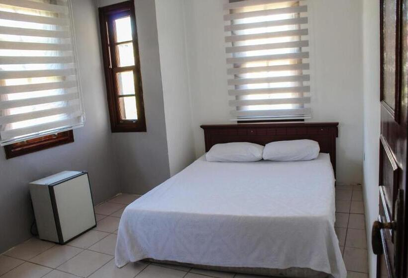 اتاق استاندارد, White City Pension