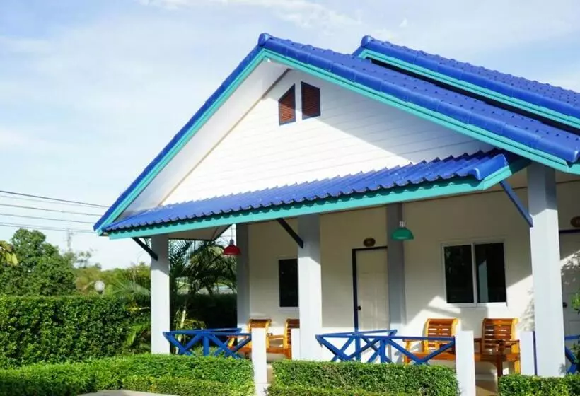 اتاق استاندارد چهار تخته, Anyamanee Resort Trat