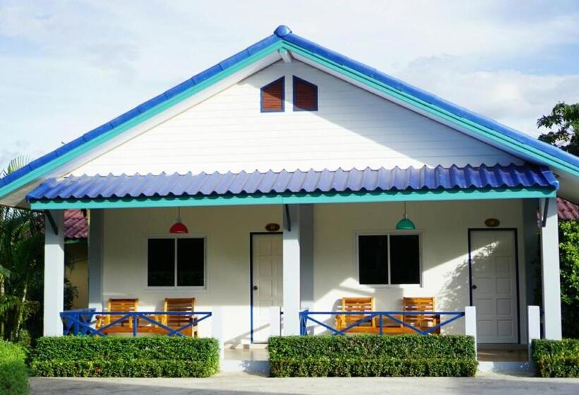 4인용 스탠다드 룸, Anyamanee Resort Trat