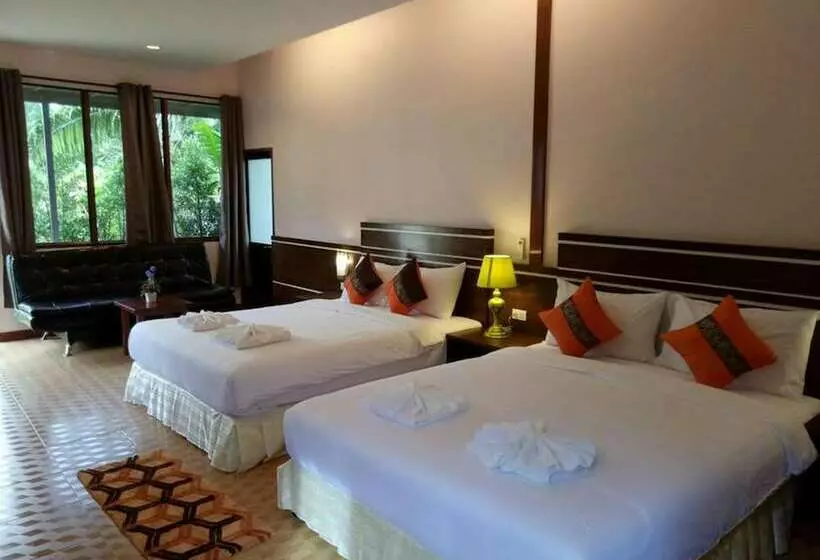 اتاق خانوادگی, Banana Place Resort