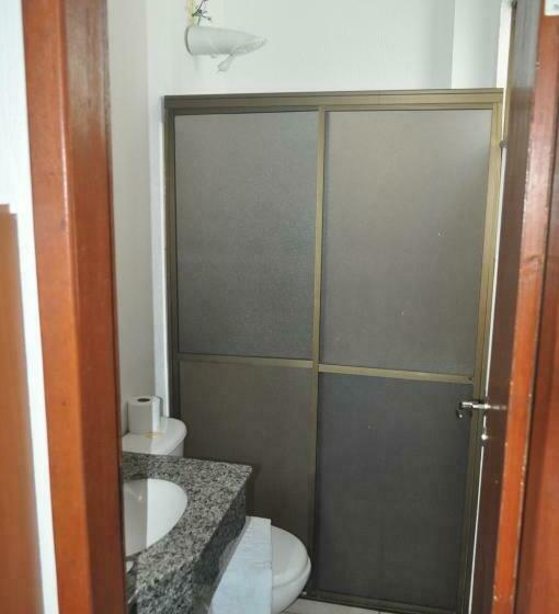 Quarto Triplo Estandar, Cataratas