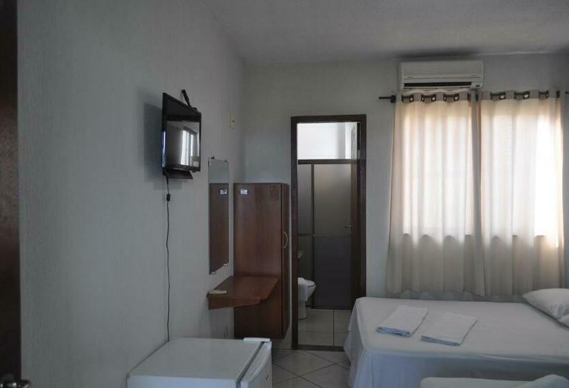 Quarto Triplo Estandar, Cataratas