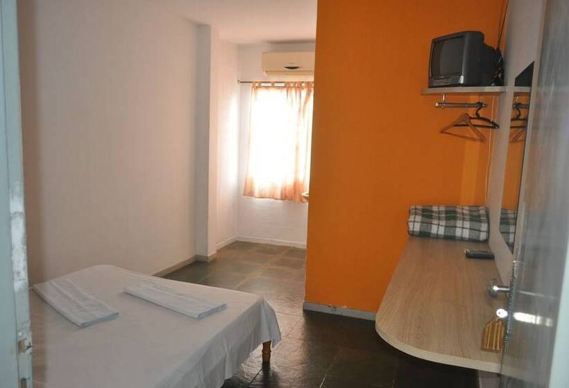 Quarto Estandar, Cataratas