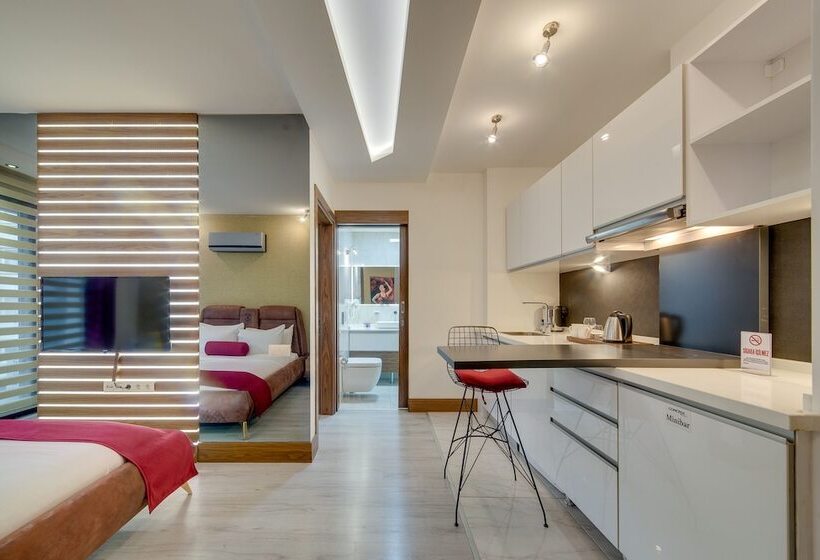 带阳台套房, Concept Suites