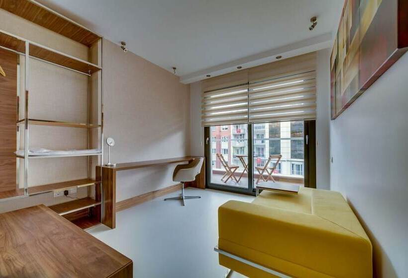 발코니가 있는 스위트, Concept Suites