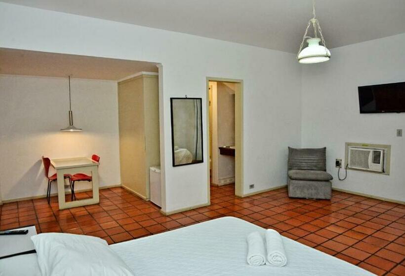 اتاق لوکس سه تخته, De Rose Centro